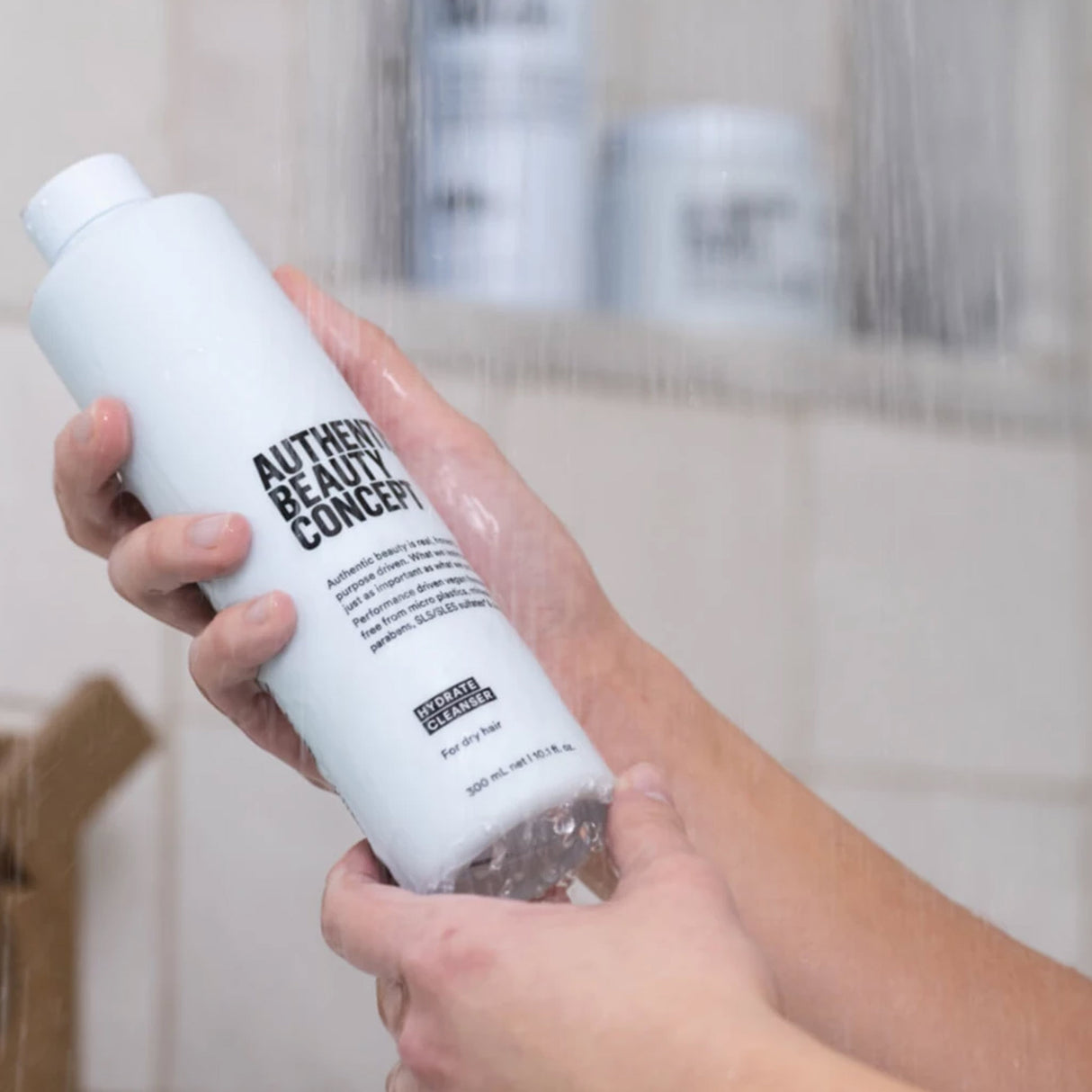 Authentic Beauty Concept Hydrate Cleanser 300ml