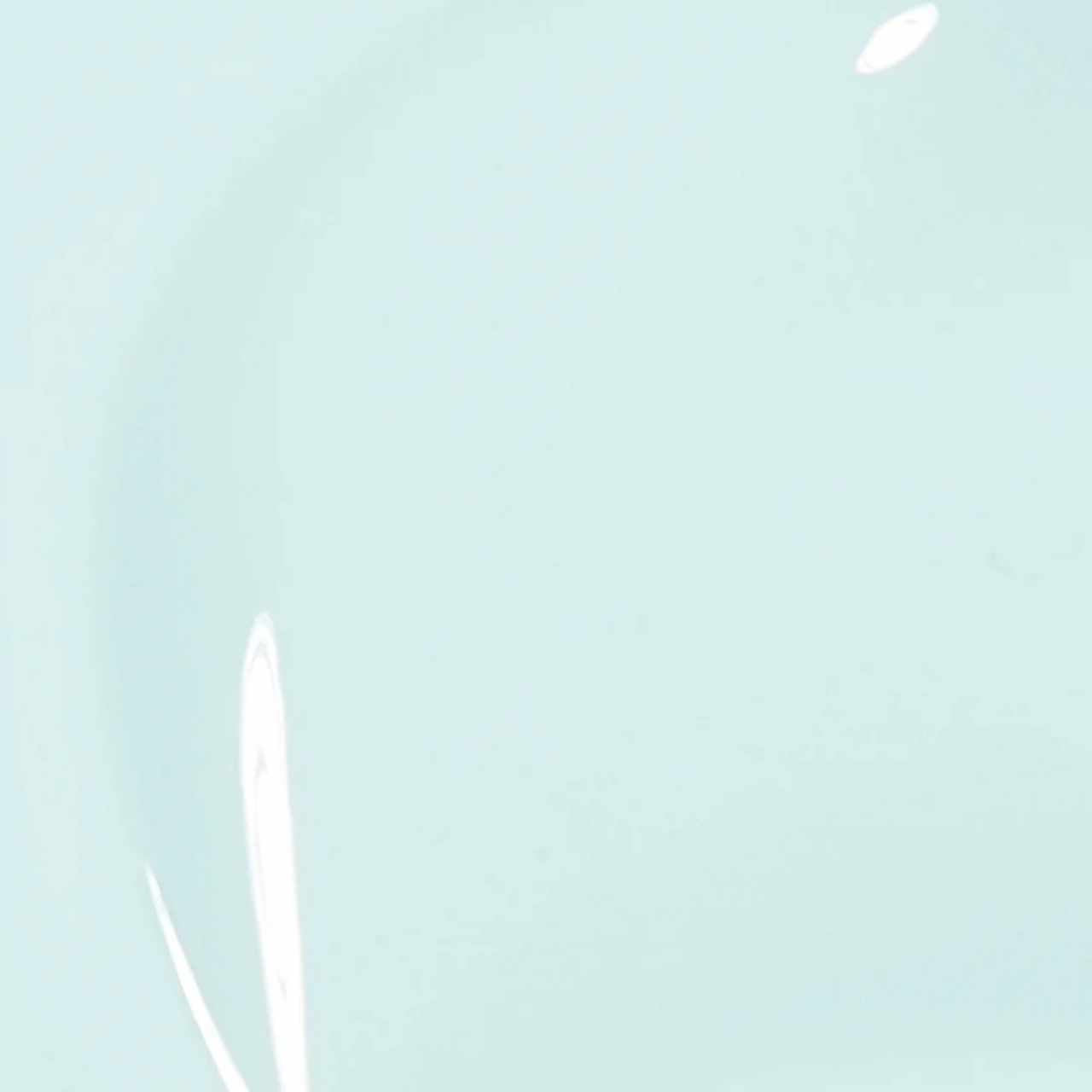 O.P.I Nail Lacquer - Suzi Without a Paddle 15ml