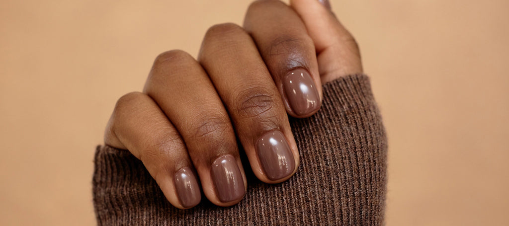 Autumn Nails: Warm Neutrals and Chic Minimalism