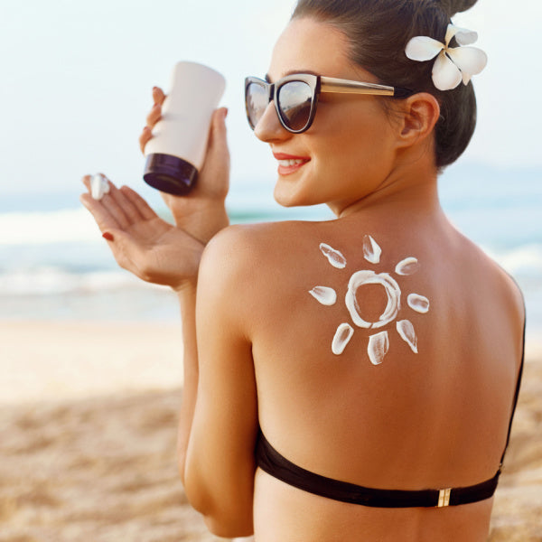 Summer Beauty Essentials: Navigating the Heat with Confidence
