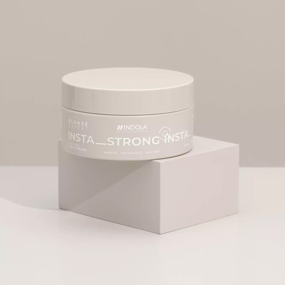 Indola BLONDE EXPERT Insta Strong Treatment 200ml