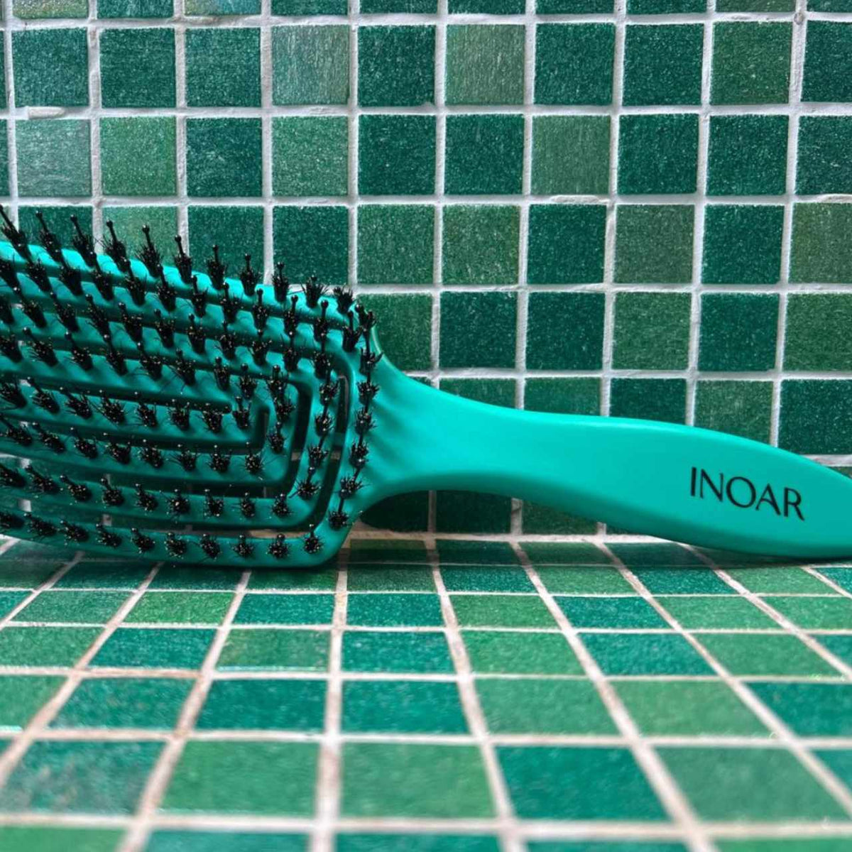 INOAR Wet Brush Shine Enhancer - Green