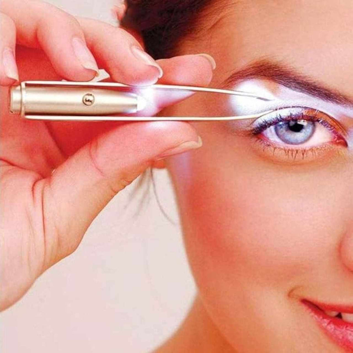 La Tweez Pro Illuminating Tweezers - Pink Ombre