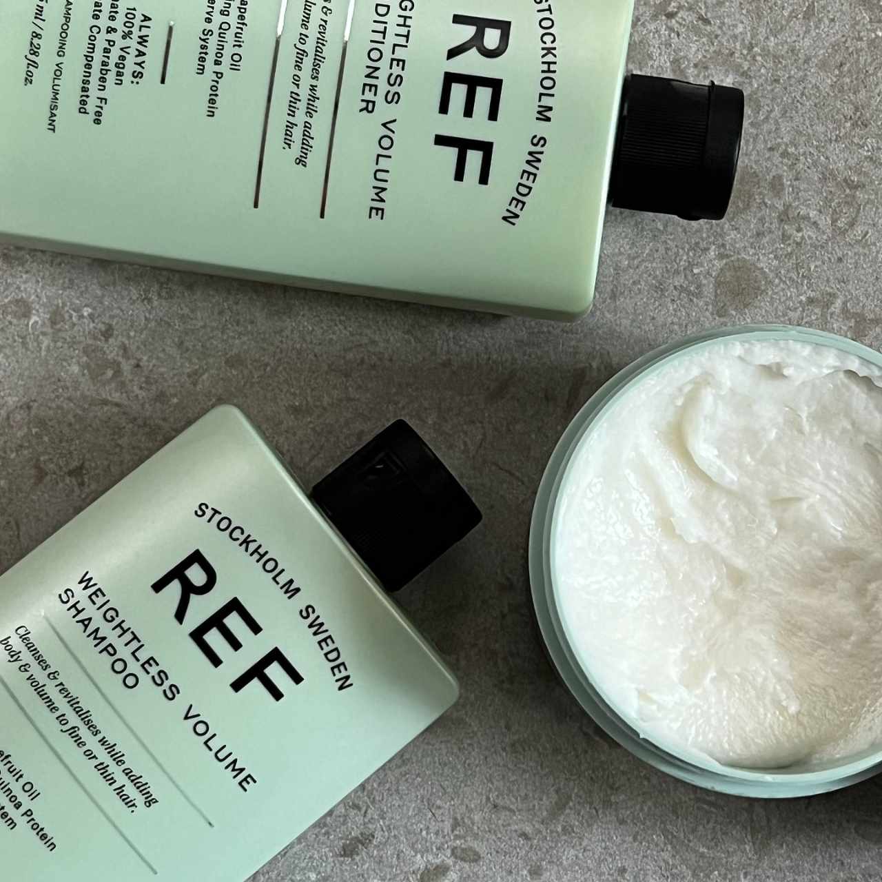 REF. Weightless Volume Masque 250ml