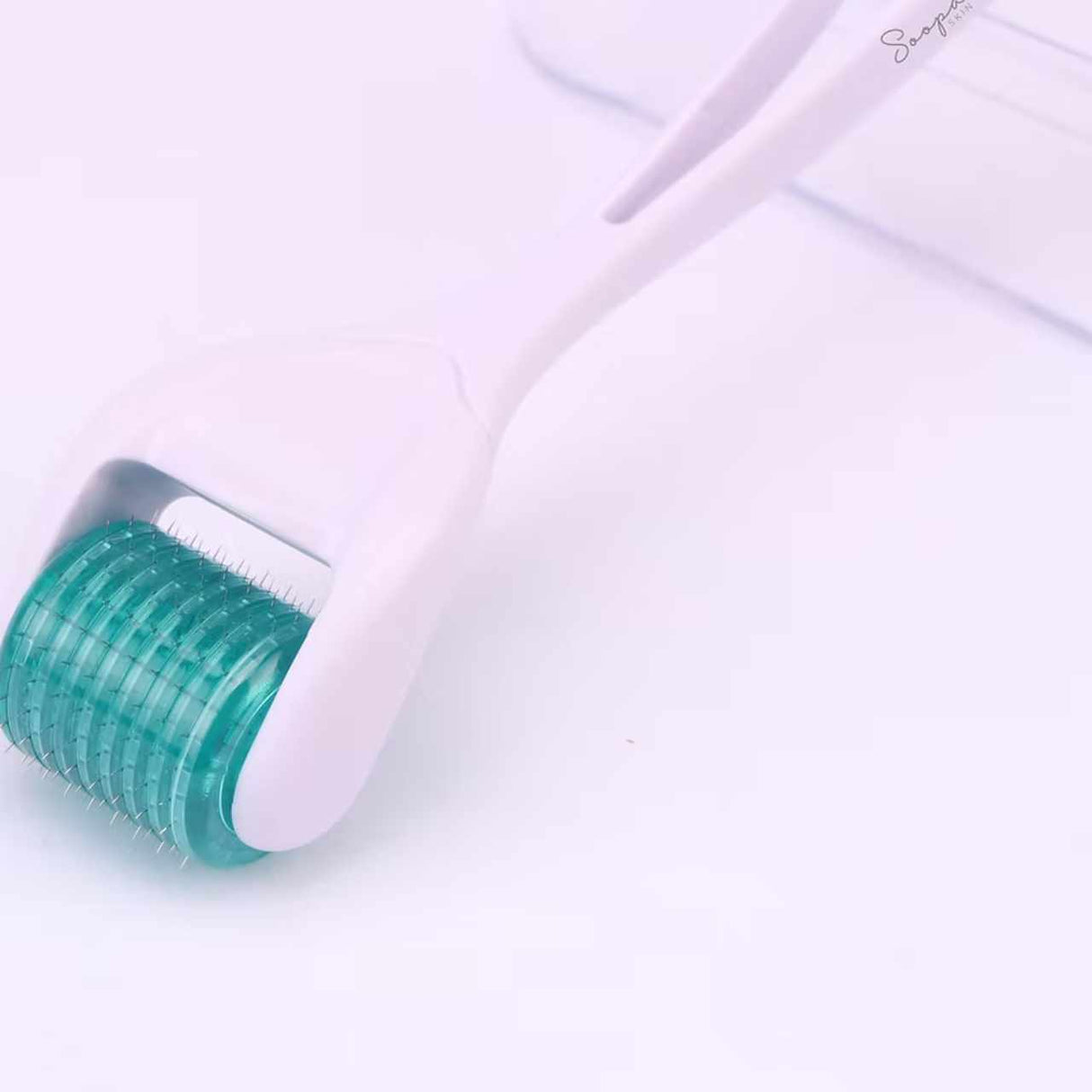 Soopa Skin Derma Roller 0.2mm - White